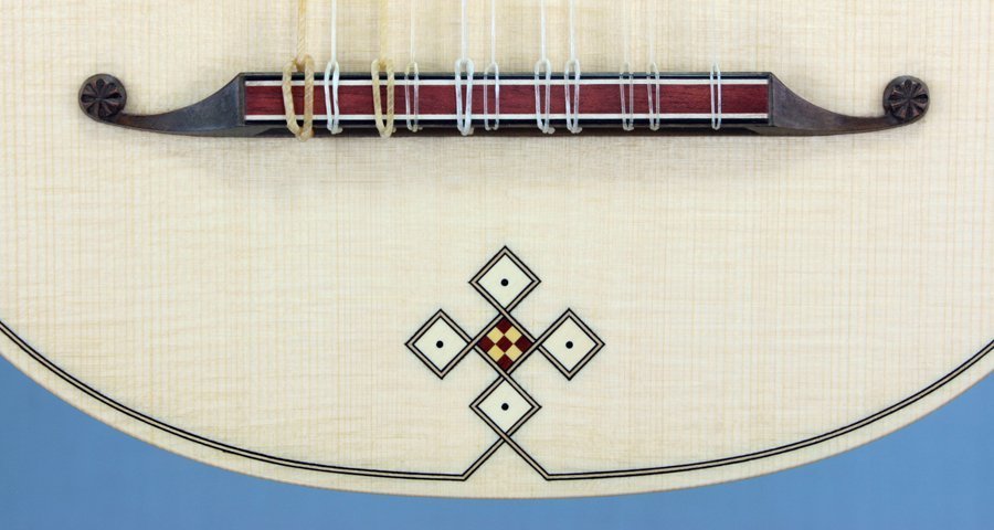 Viola da mano 'dai Libri' model bridge and smaller soundboard inlay detail