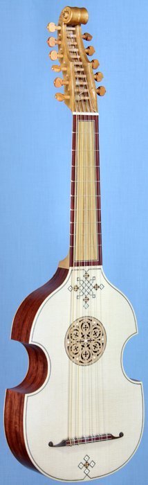 Viola da mano 'dai Libri' model front view in perspective